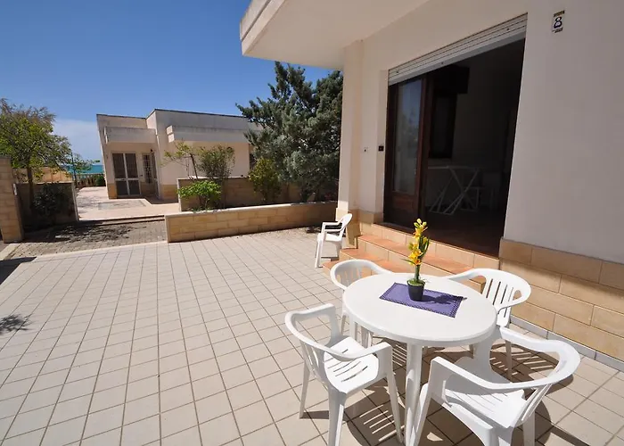 Caletta מרינה די מנקוורסה