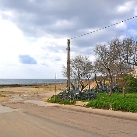 Caletta Nyaraló *